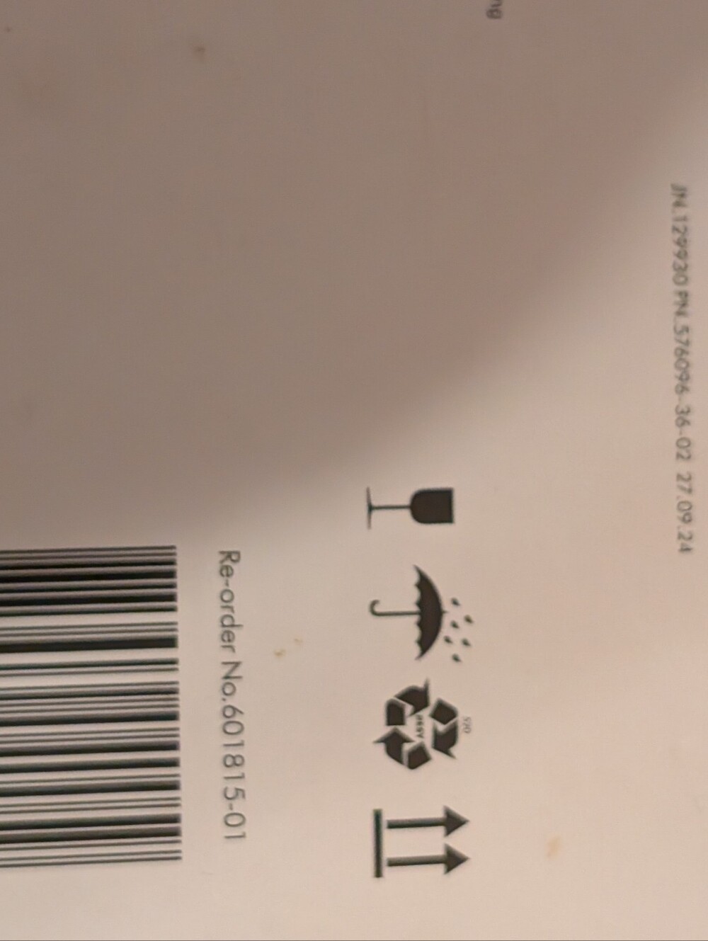 Dyson Airwrap i.d. Straight + Wavy Hair Styler in White & Rose Gold - Picture 3 of 4